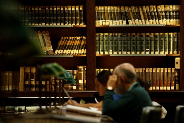 La Colección Cervantina de la Biblioteca de la UNLP, declarada patrimonio documental por la UNESCO La Colección Cervantina de la Biblioteca de la UNLP, declarada patrimonio documental por la UNESCO