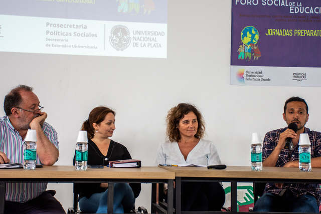 La UNLP debate sobre la Educación Formal Alternativa de cara al Foro Social de Educación Popular La UNLP debate sobre la Educación Formal Alternativa de cara al Foro Social de Educación Popular