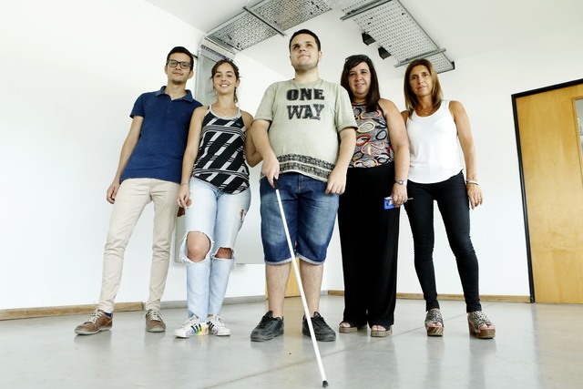 Estudiantes ciegos participan del proyecto Estudiantes ciegos participan del proyecto