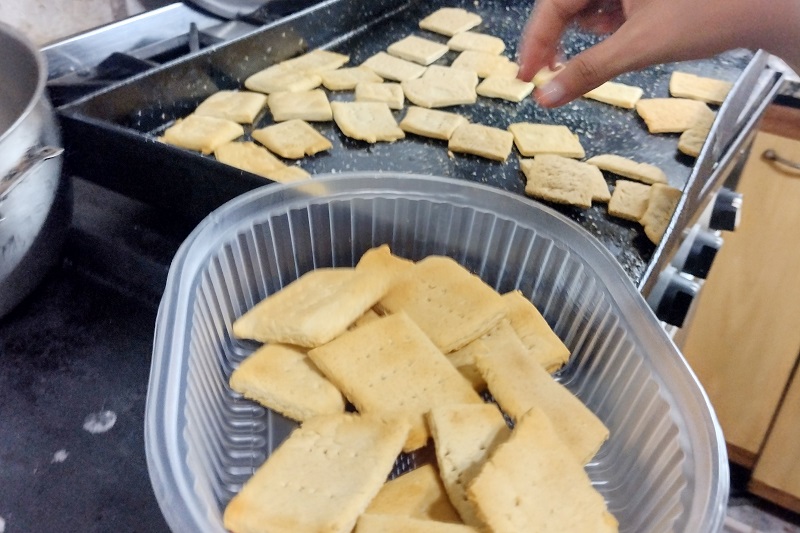 La UNLP elabora galletitas saludables para los comedores de la región