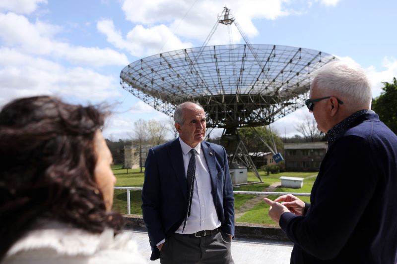 López Armengol visitó el Instituto Argentino de Radioastronomía