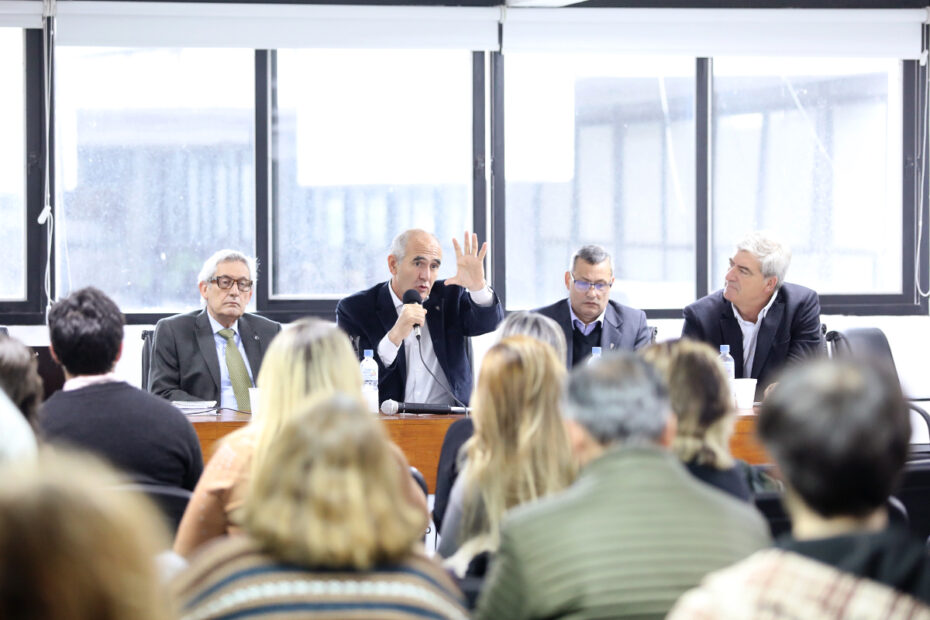 Segundo Congreso de Formación y Ejercicio Profesional: “En Defensa de la Universidad Pública”