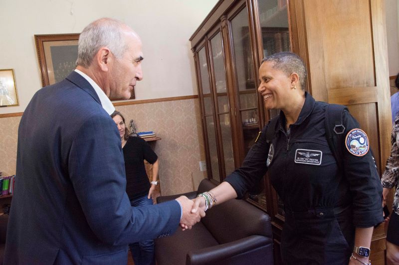 La UNLP recibió la visita de la astronauta Sian Proctor