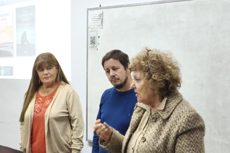 La Mesa de Trabajo sobre Salud Mental de la UNLP auspició un encuentro sobre literatura y Alzheimer