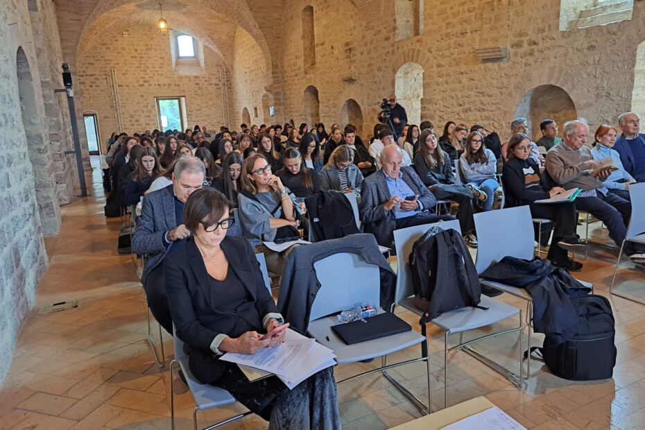 Informaciones después de la Primera Conferencia Bienal de Assisi, 16-18/2025