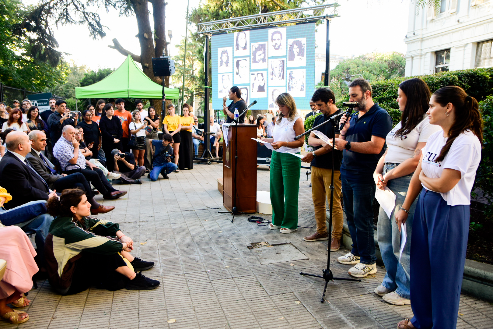 Acto institucional de la UNLP por 50 años de democracia