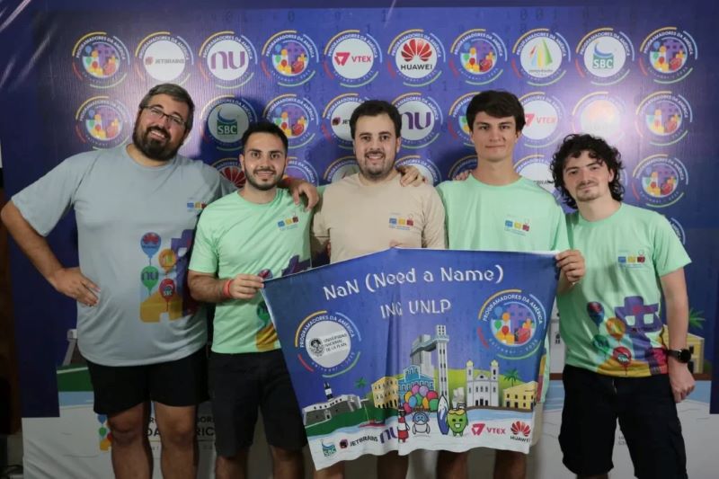 Estudiantes de la UNLP en la final de un certamen internacional de Programación