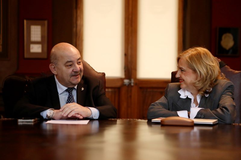 Fernando Tauber recibió a autoridades de la Universidad de Zaragoza